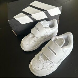 NWT Adidas Kids Hoops 4.0 White Velcro Sneakers, Size 7.5K